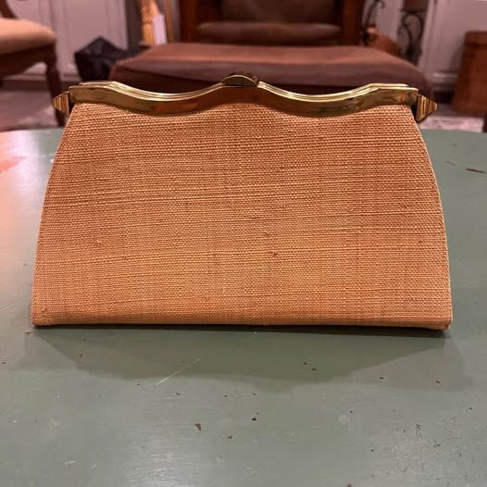 Vintage 1960s Straw Clutch with Tapestry Detail – Excellent Condition